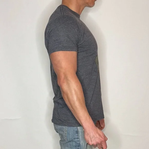 Men's Mickey Mouse Gray Graphic T-Shirt - Picture 4 of 7